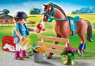 PLAYMOBIL 70294 - Darčekový set Jazdecká stajňa